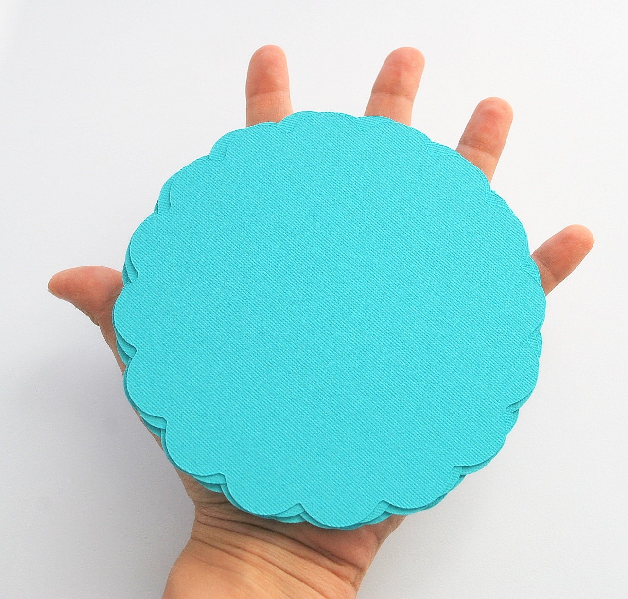16 turquoise(5.0 inches) Scalloped Circles in Textured Cardstock