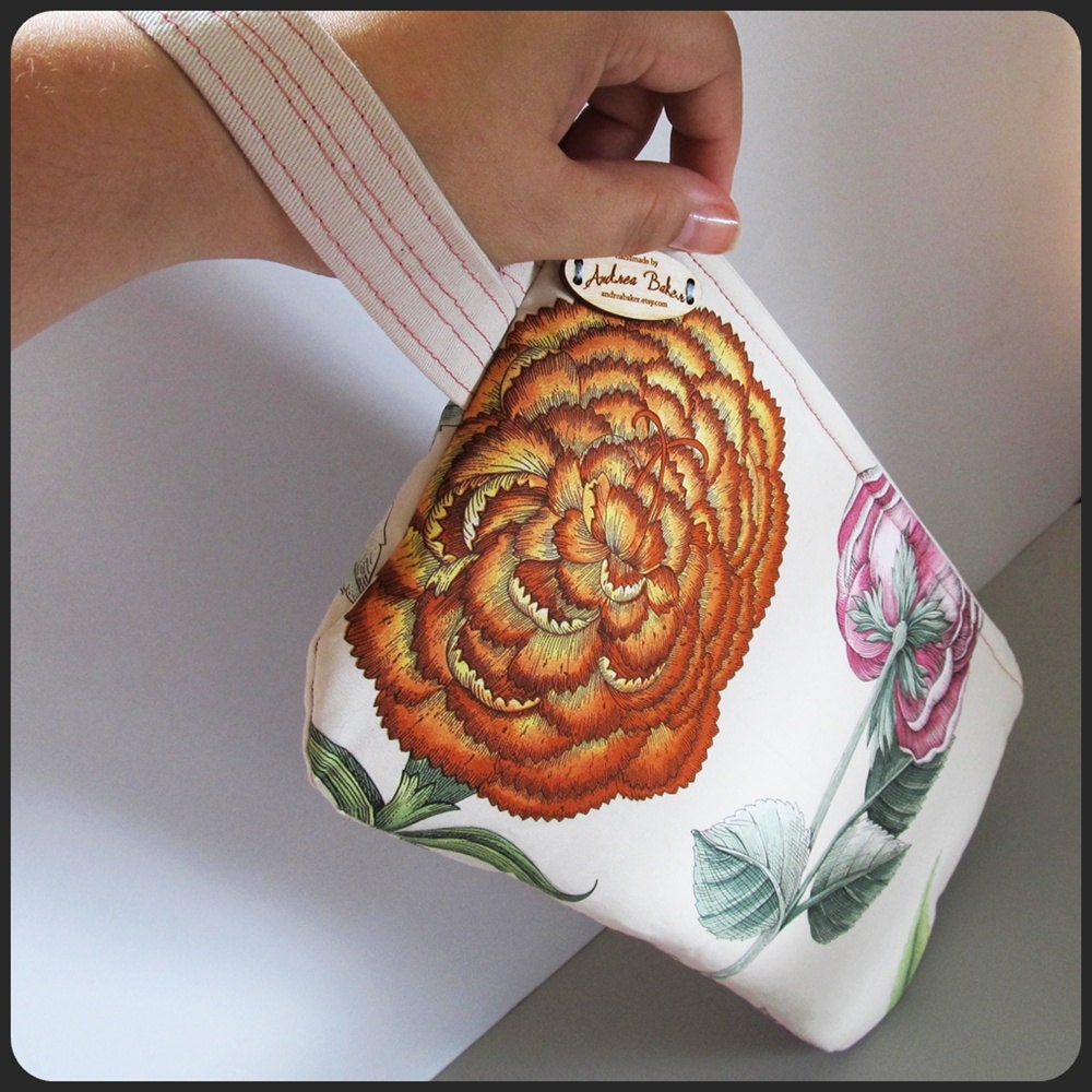 Zipper Clutch, Tabitha a fabric wristlet