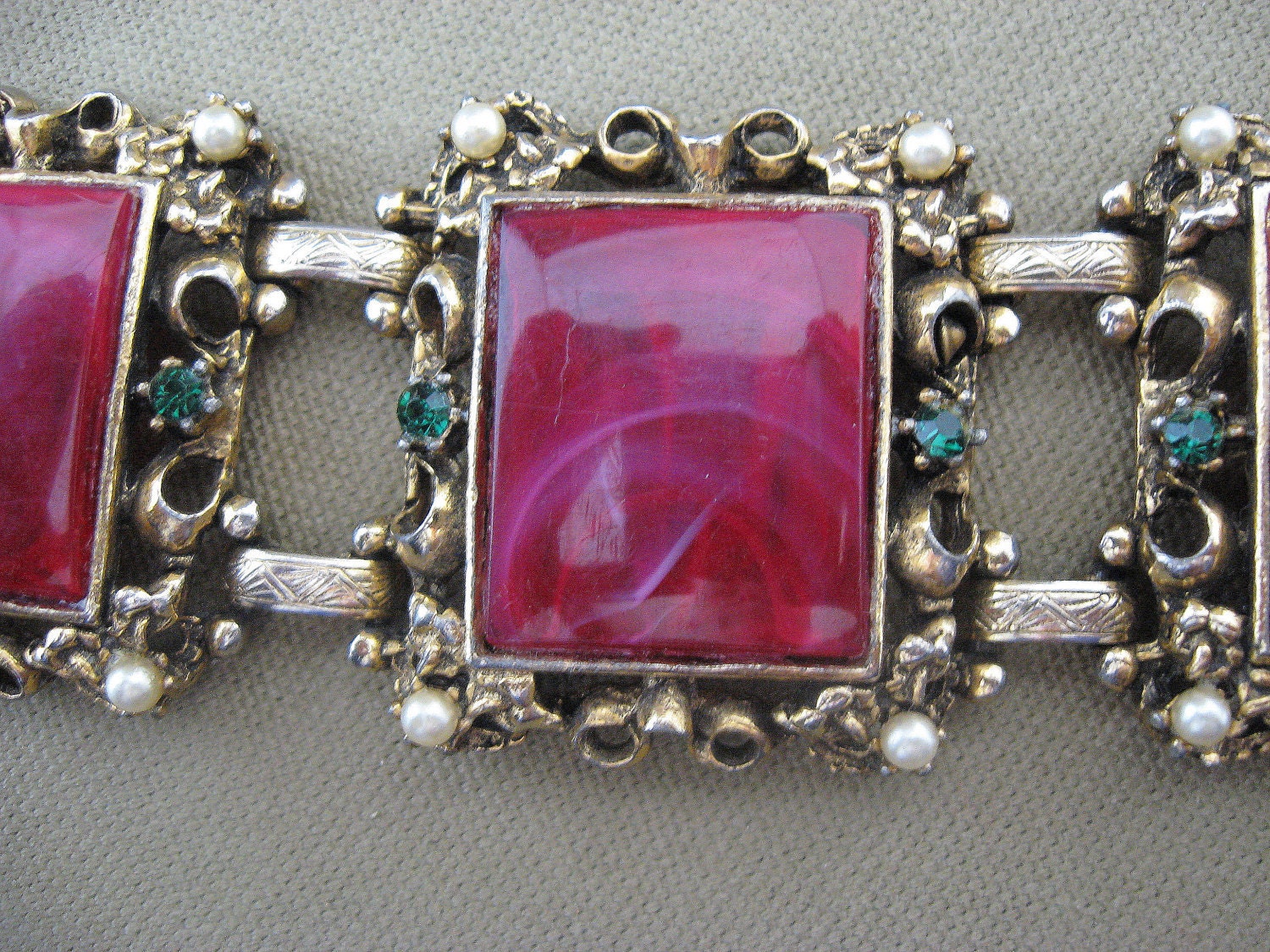 Vintage Chunky Bracelet Cranberry Cabochons Rhinestones