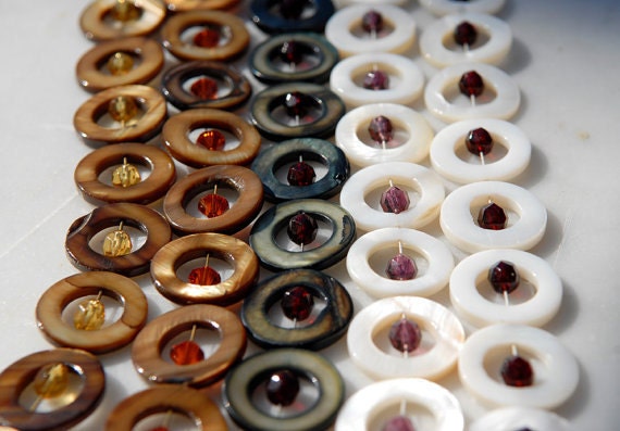 Mod Disc Necklace with Brown Shell and Amber Glass Crystal