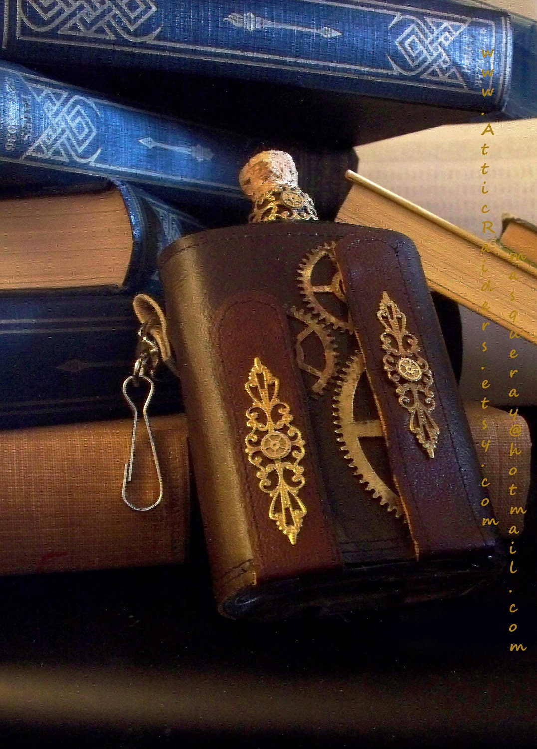 Unisex Leather Steampunk Gear Flask