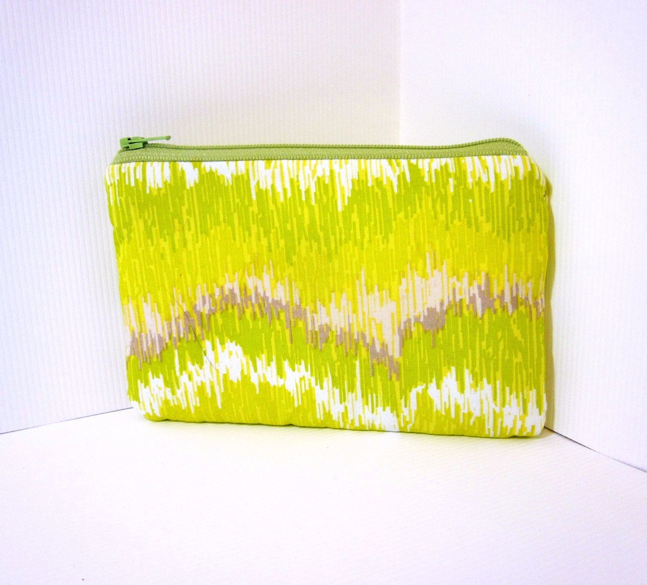 Small Zipper Pouch - Green Waves