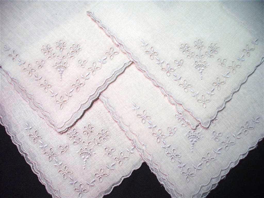 Vintage Linen Cutwork Napkins - Set of 4 (P)