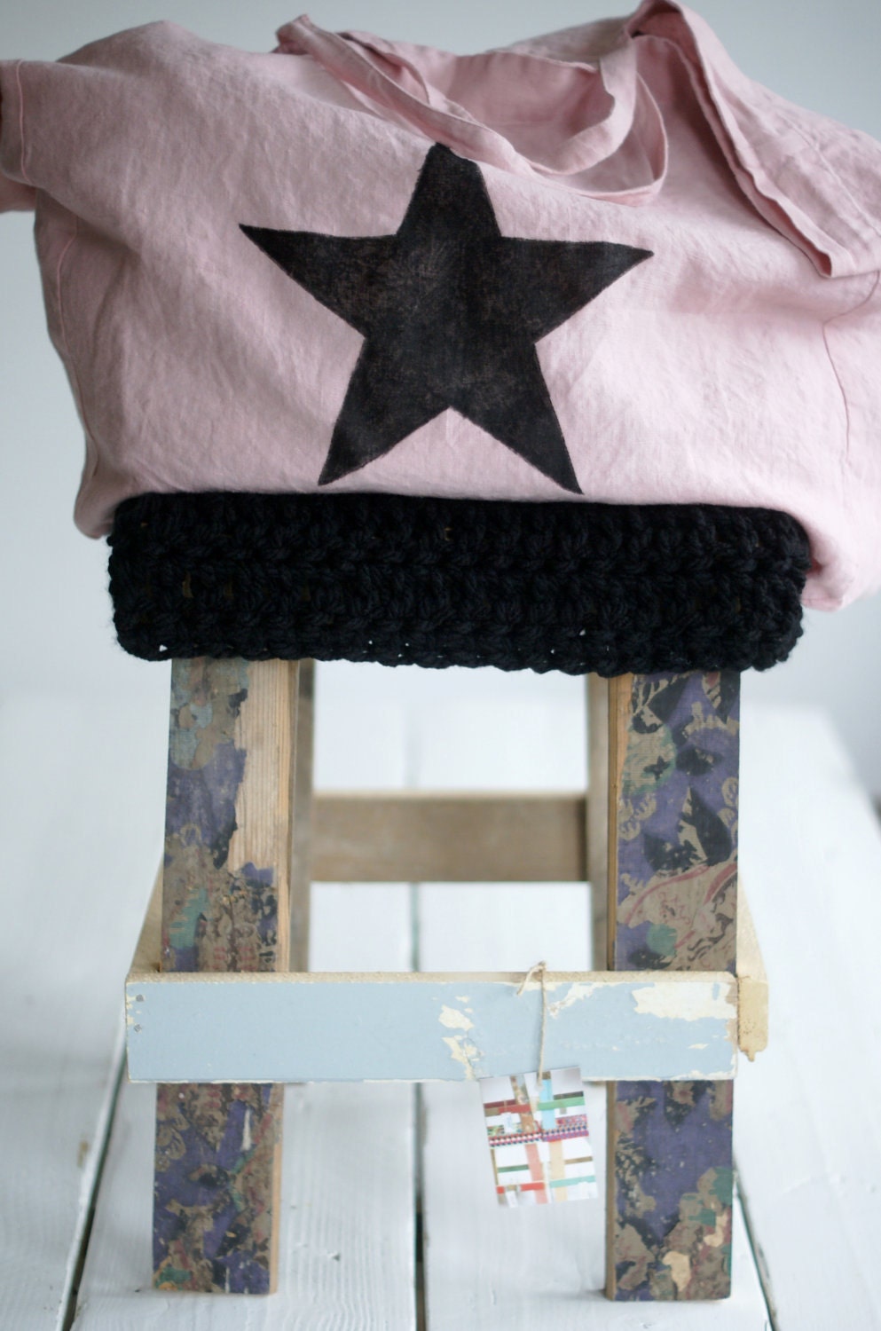 wood and big wool stool special edition