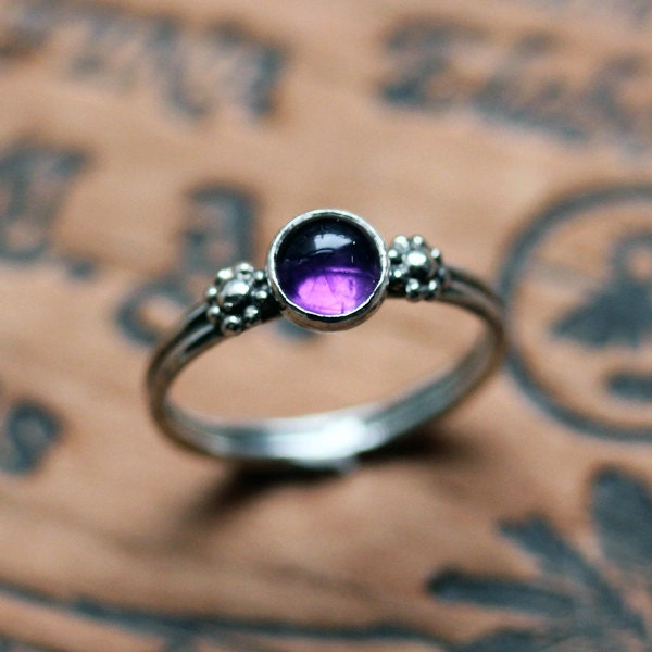 READY TO SHIP, violet amethyst ring, tiny silver daisy ring, February birthstone, artisan metalsmith, size 7