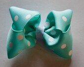Aqua and white dot basic bow