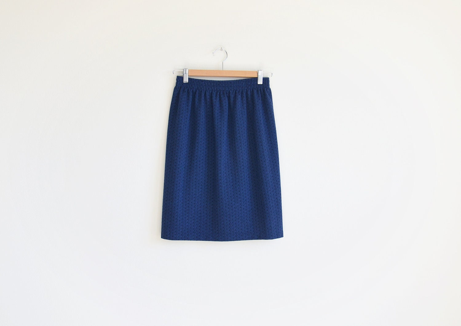 Vintage WEEKENDERS blue and black skirt.