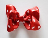 Red and white dot basic bow