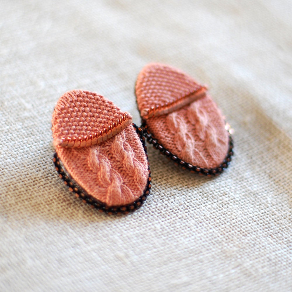 Cotton and Metal statement studs