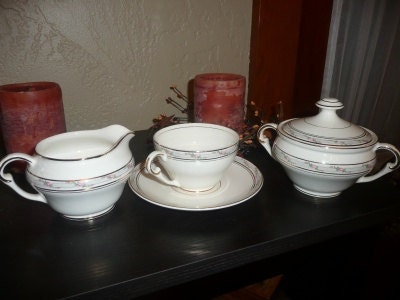 Pope-Gosser LaBelle Pattern Tea Set