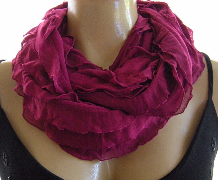 Beautiful Magenta....Flamenco..Necklace Scarf...Le dernier cri...