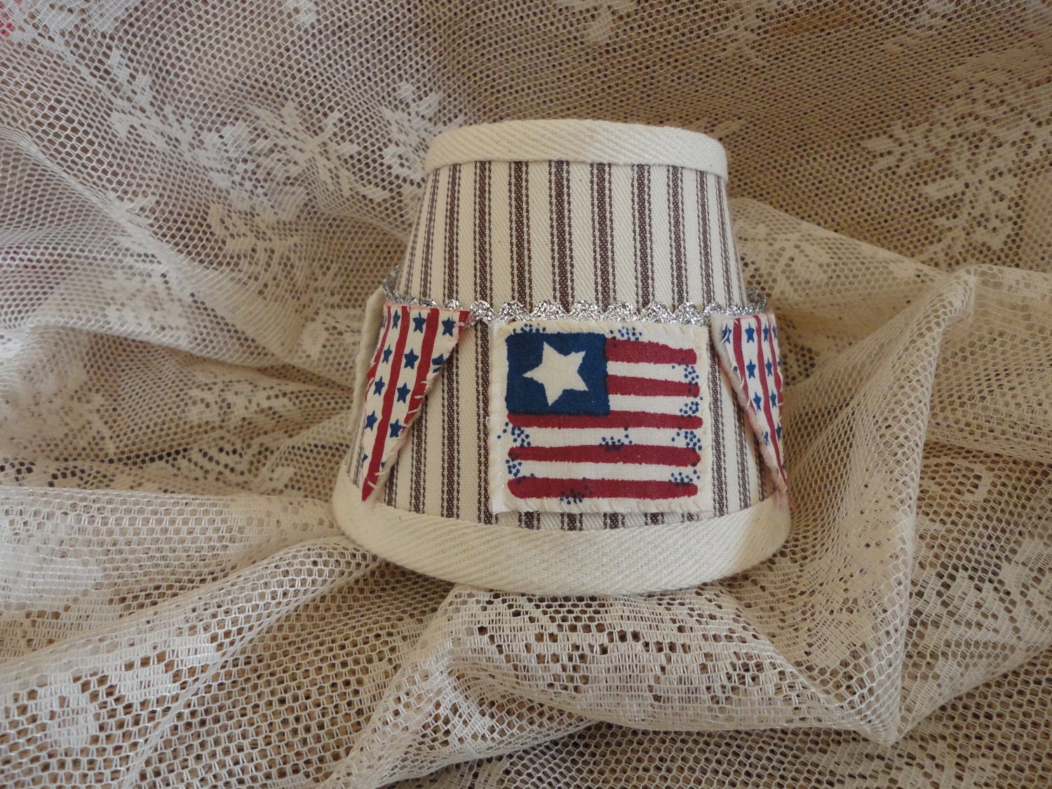 STARS AND STRIPES banner mini lampshade