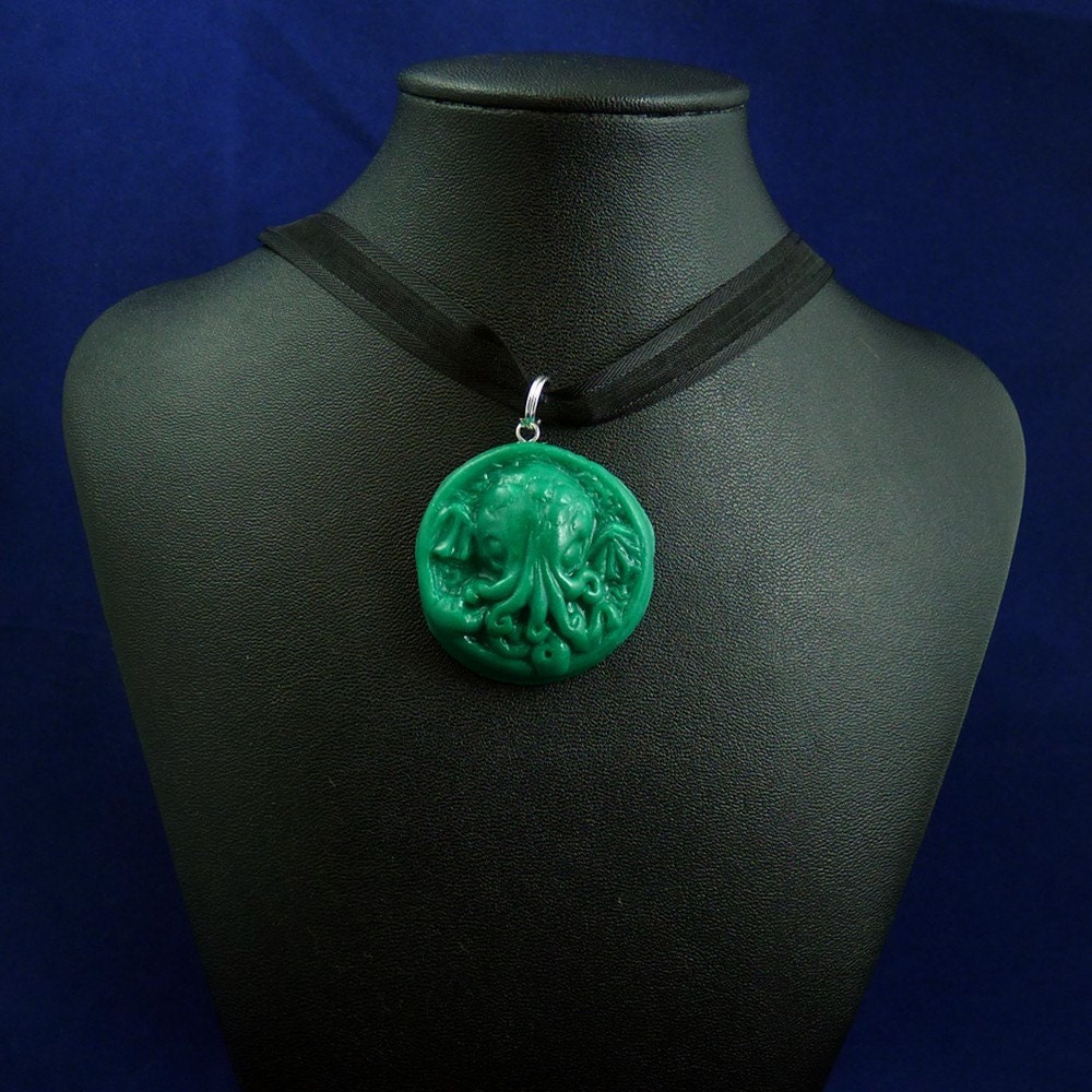Jade Small Cthulhu Cameo Necklace - Polymer Clay Horror Jewelry