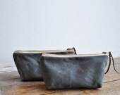 OBLONG POUCH - waxed canvas