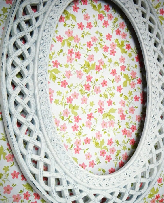 Rustic Chic Oval Picture Frame. Antique White Oval. Custom/Personalizable