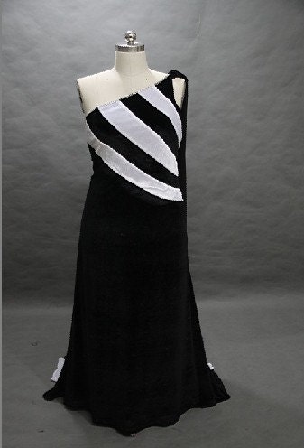 Style 1022 / Plus Size Gown / Black & White Prom Dress / Designer Formal Wear