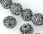 25 Silver Filigree beads - Sterling SILVER Plated Copper beads - Oxidized Silver beads - 7mm round rondelle Bali filigree beads