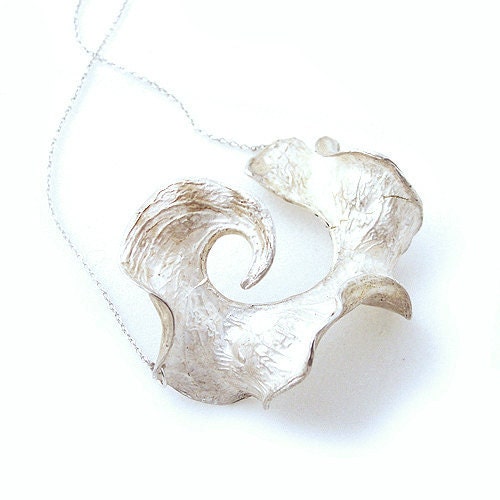 Culry Pod Pendant
