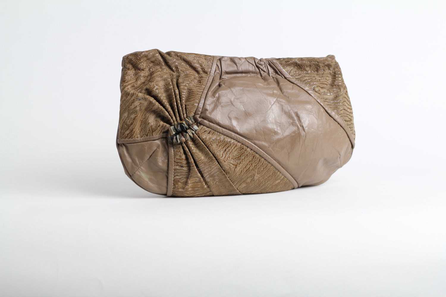 80s vintage leather handbag / gathered leather clutch / textured leather purse / agate stones