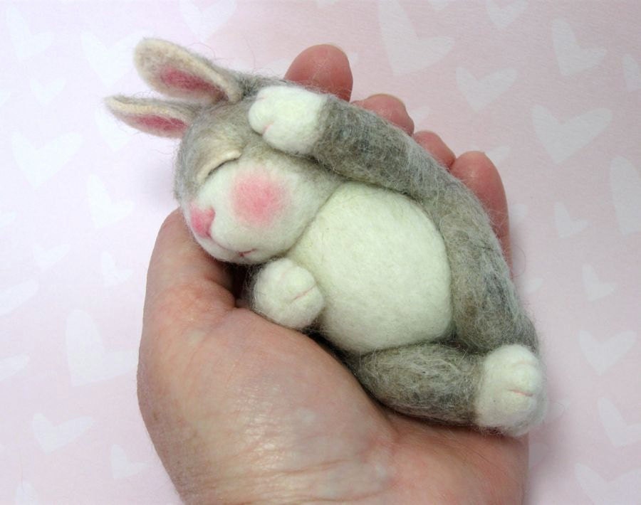 Needle Felted Wool BUNNY Class in PDF files (Companion kit available and sold separately)