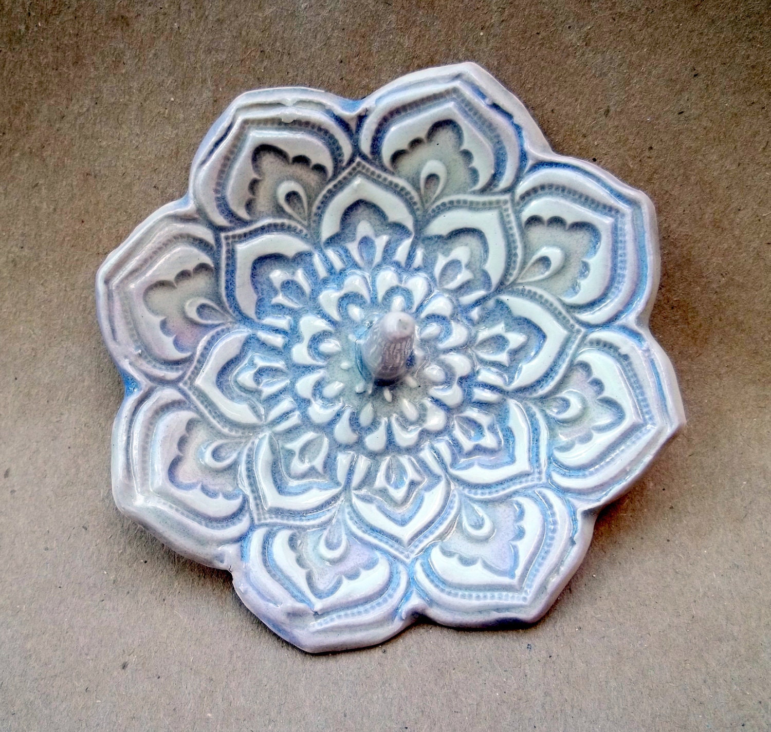 Heather Moor Ceramic Lotus Ring Holder Bowl