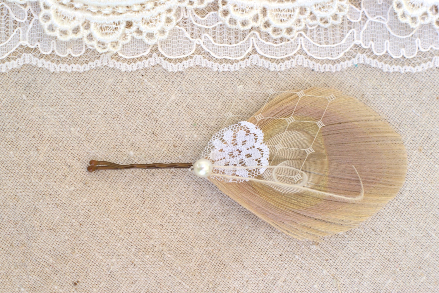 Bridal Hair Accessory, VANILLA  Feather Hair Pin, Bridal Hair Piece, Peacock Wedding - veil lace cream ivory champagne - vintage pretty