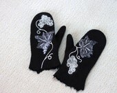 Grape - felted mittens