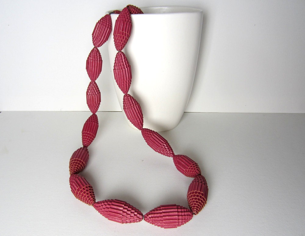 burgundy: Statement Necklace with Beads of Corrugated Cardboard - PaperStatement