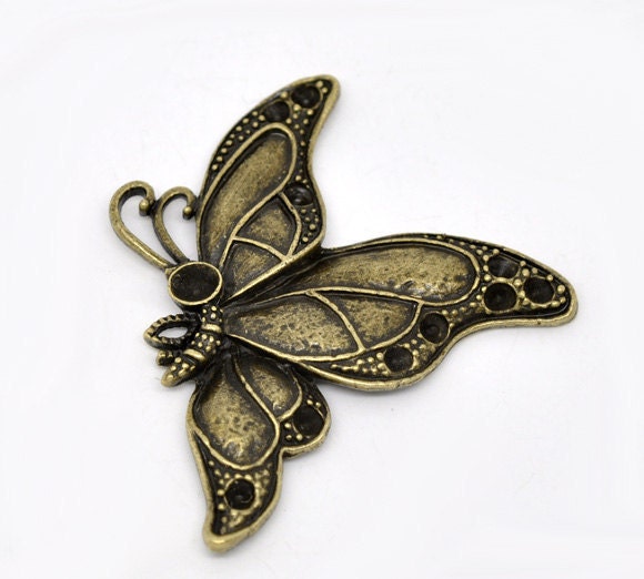 1 Large Beautiful Antique Bronze Butterfly Pendant. Ships from the USA.