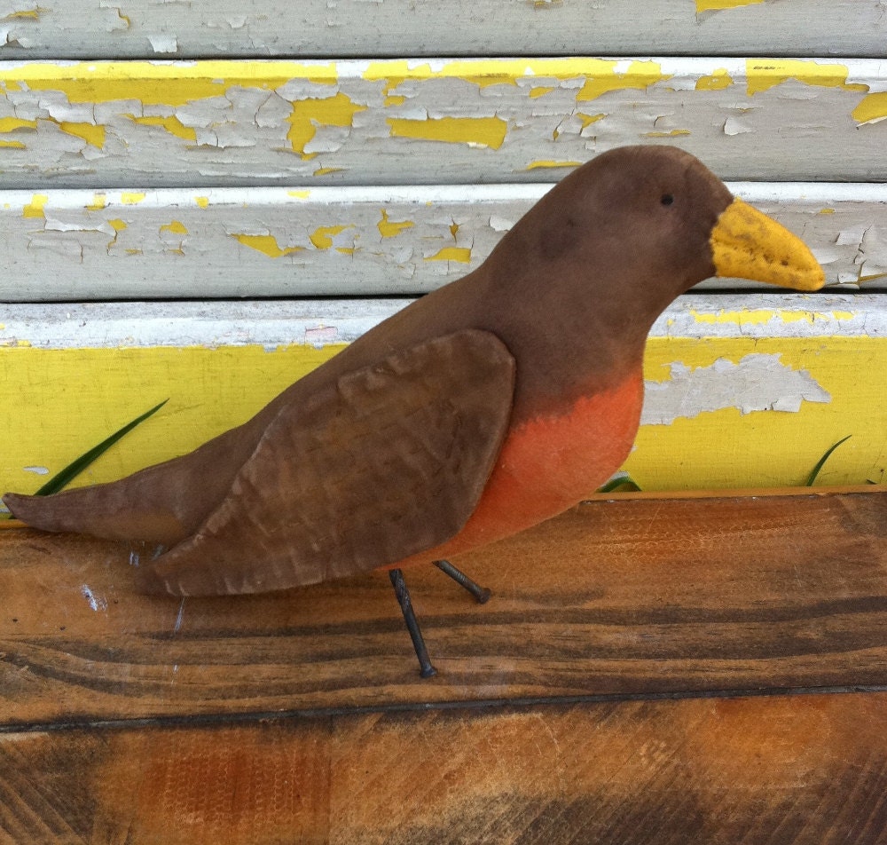 Primitive Dottie the Robin