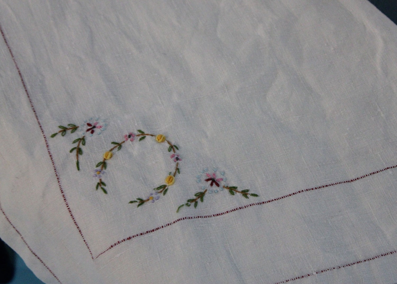 Vintage White Heavy Weave Tablecloth with Embroidered Corners
