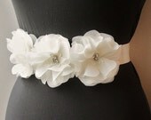 Ivory Wedding Sash, Wedding Belt, Bridal Sash, Bridal Belt, Wedding Accessories, Weddings, Bridal Accessories, Ivory Sash, Beaded, White