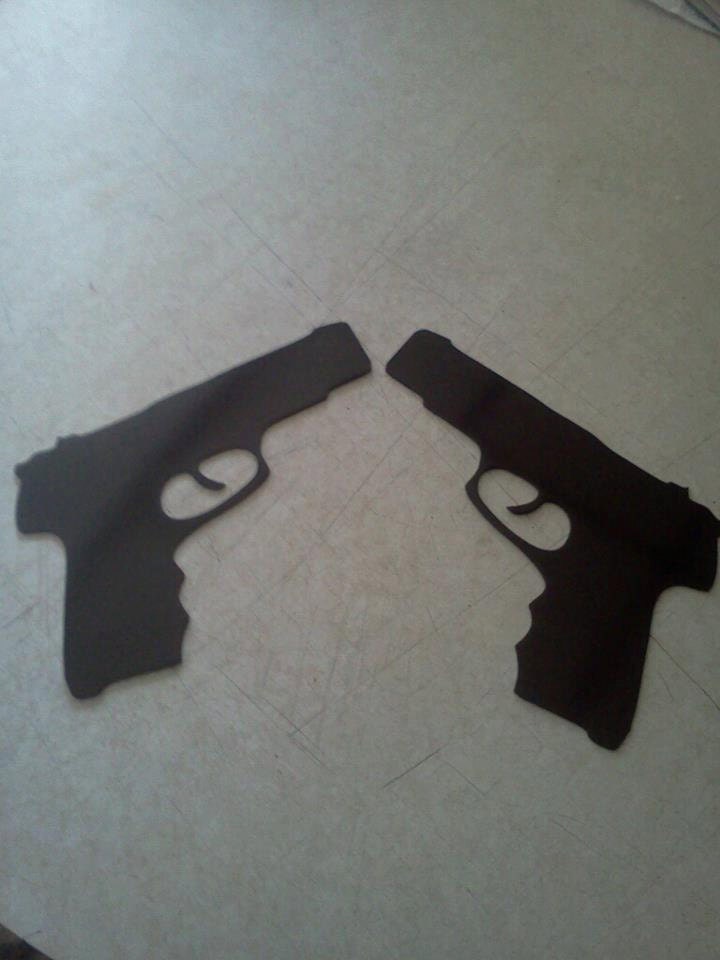2 Handguns Metal Wall Art