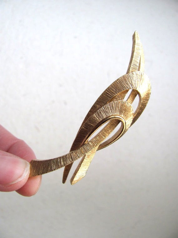 Vintage geometric brooch, Signed by Monet, brushed gold, mid-century modern