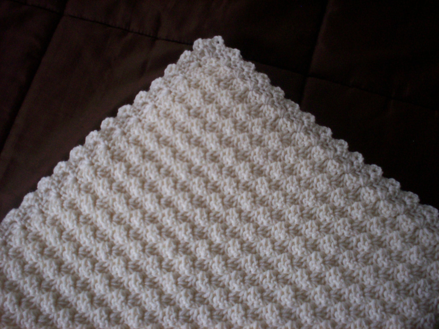 Pretty and Puffy Baby Afghan