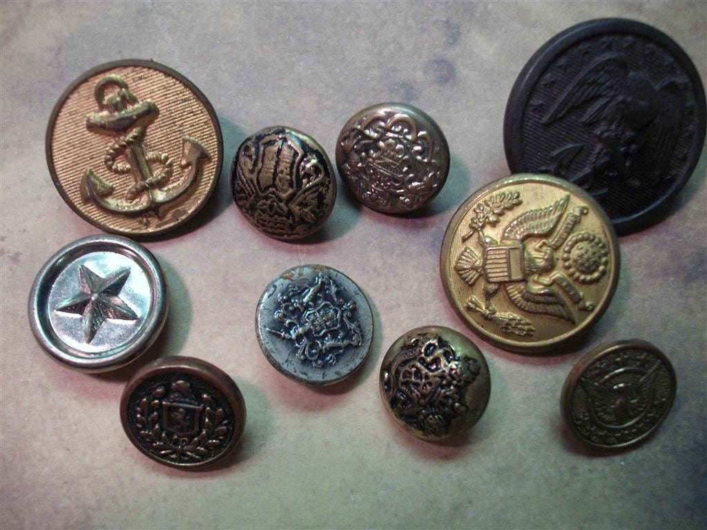 Oddles Of Kaboodles Of Vintage Military Buttons - Lot E