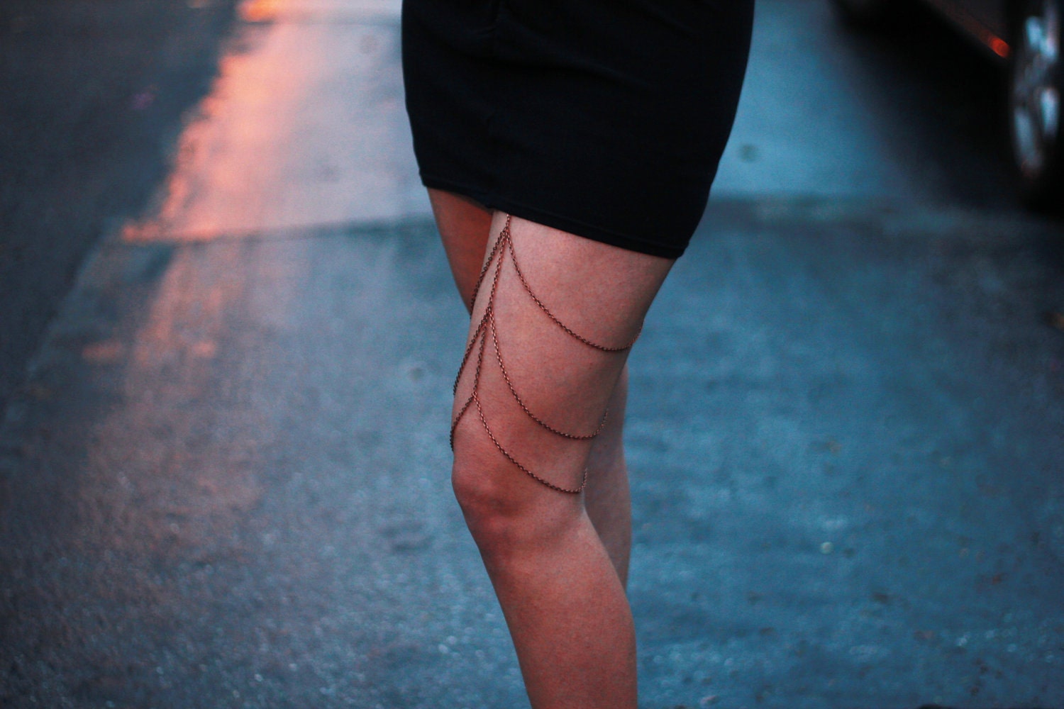 Sexy Summer Urban Brass Leg Chain Garter Belt