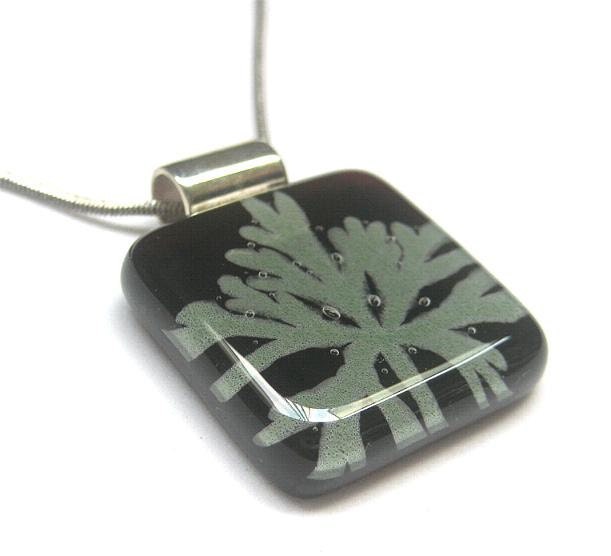 Hand painted fused glass pendant (fg218)