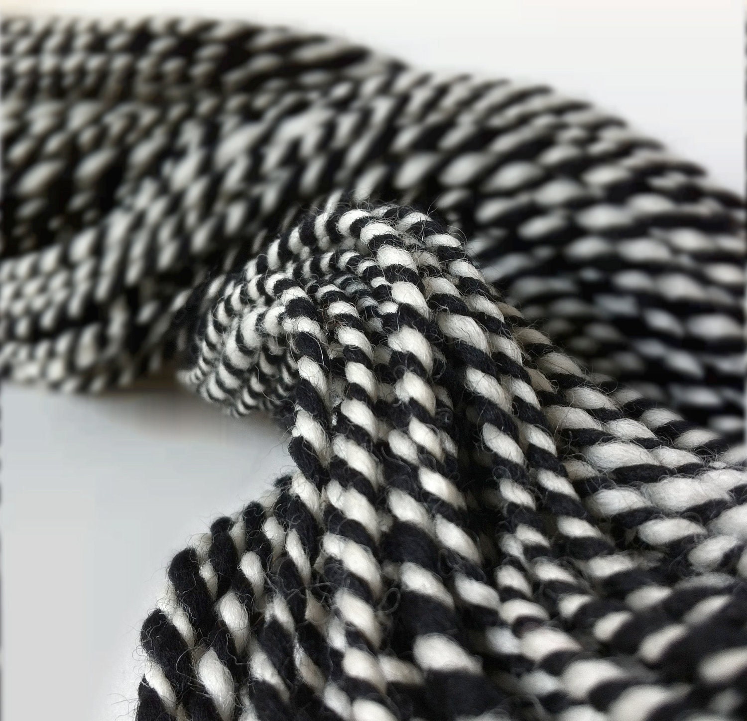 Bantam - handspun yarn, worsted weight