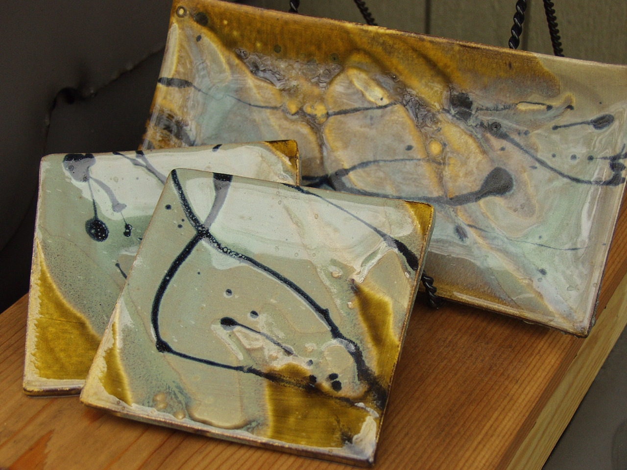 Serving Rectangular Appetizer Relish Serving Tray and 2 Appetizer Plates Mossy Lemongrass Splash Ready to Ship