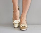 60s shoes / gold shoes / Gold Bow heels
