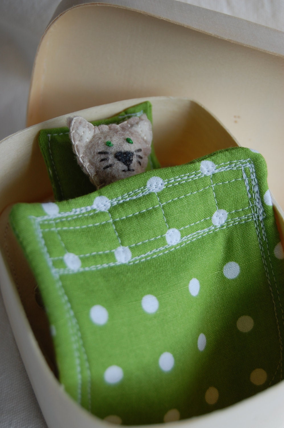 Mini Felt Cat with Wood Box Bed and Mini Quilt
