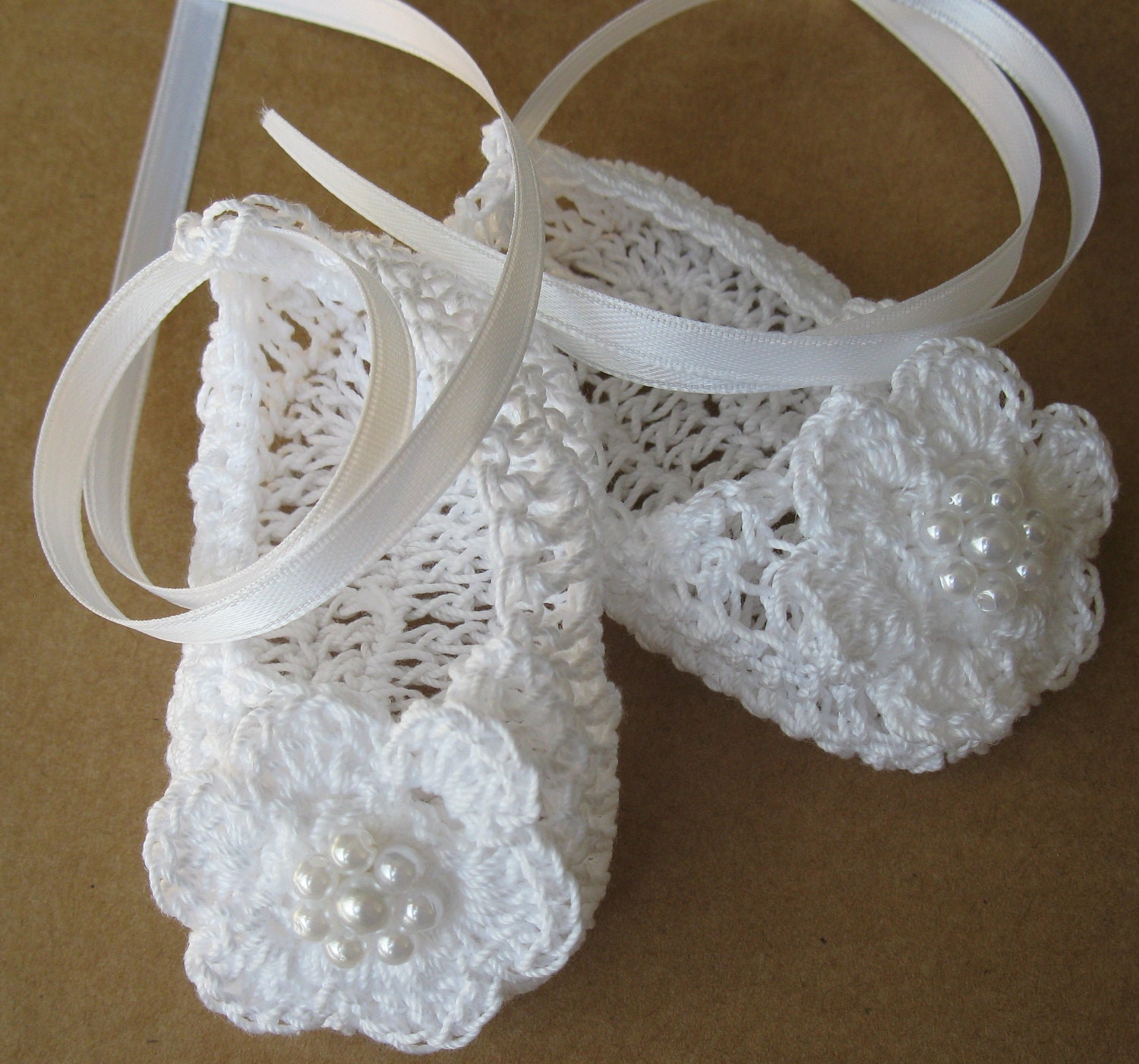 White Crocheted Newborn Baby Booties Crib Shoes