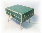 Vintage Suitcase COFFEE TABLE Vintage Lovers Upcycled and ReNeWeD Large Samsonite Luggage Wardrode Traveling Trunk End Table