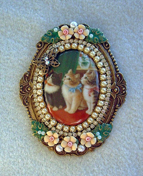 3 Kittens Butterfly Cameo Pin Brooch/Pendant NEW OOAK Signed Caroline Erbsland