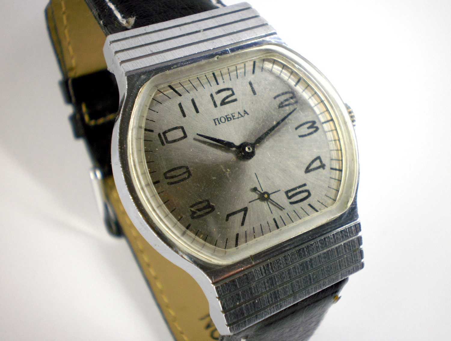 Vintage Pobeda mechanical watch from Soviet/Ussr