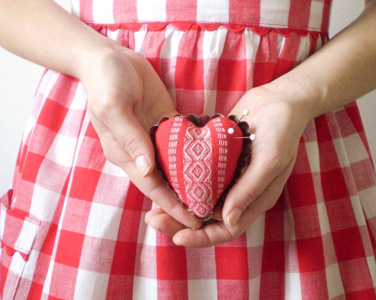 Petite Heart Pincushion - Rustic Scandinavian Red Cotton, Vintage Swedish Tartlet Tin - smilemercantile