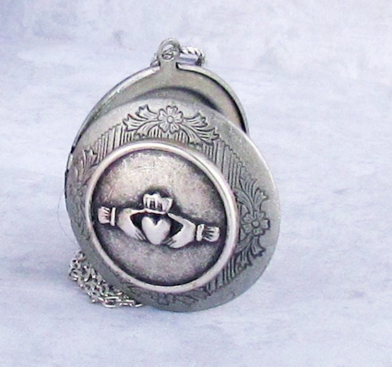 Claddagh Locket Irish Wedding Lucky Antique Locket Love Heart Crown Silver Locket Shamrock Tradition Love