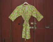 Womens Kimono Robe. Bathrobe. Robe. Maternity Robe. Bridesmaid Gift Robe. Green and Pink Paisley.  Knee Length.