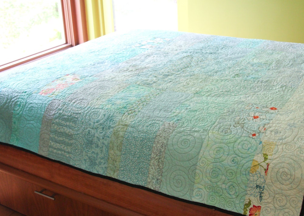 Quilt - queen size -  ocean rain - ready to ship